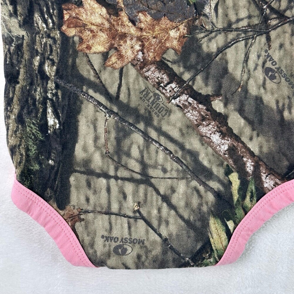 CARHARTT Pink Mossy Oak Hunting Deer Graphic Camo Sleeve Infant Girl Bodysuit 6M - Picture 11 of 13